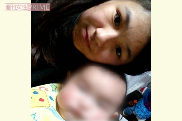 生後4か月の長男と（本人のインスタグラムより）