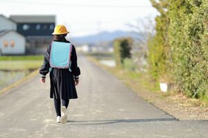 学校に行きたくない子どもの話は長時間に及んだり、毎日同じ話になることも。それでもじっくり傾聴するのが最重要