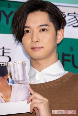 “セクシー”より“癒し”を求めるようになってきた？　中性的なキャラで人気の千葉雄大と坂口健太郎