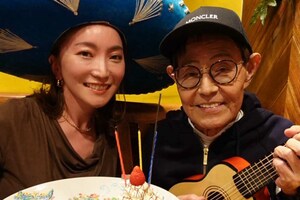 加トちゃんと出会って17年!毎年お祝いしてくれて感謝です♪写真提供/加藤綾菜