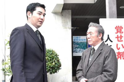 TBS系ドラマ『駅弁刑事・神保徳之助』シリーズで息子の健さんと親子共演も