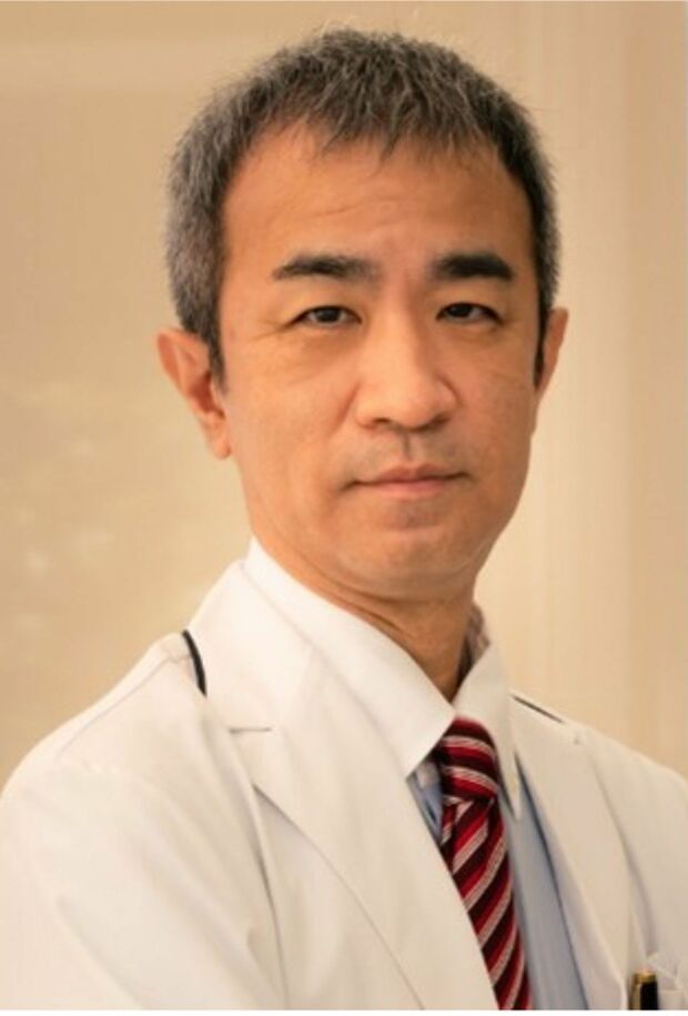 秋吉高志先生　がん研有明病院大腸外科部長・直腸がん集学的治療センター長（兼務）。腹腔鏡下手術、ロボット支援下手術、直腸がんに対する集学的治療や肛門温存治療を中心に質の高い診察を患者に提供する。