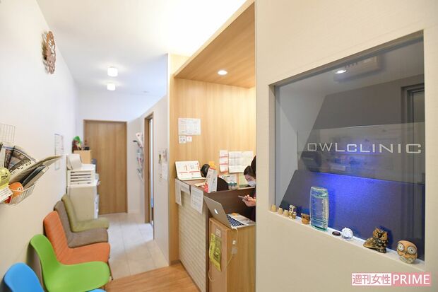 クリニックは狭いので隣にもう1室借りて、臨床心理士のカウンセリングを行っている　撮影／渡邉智裕