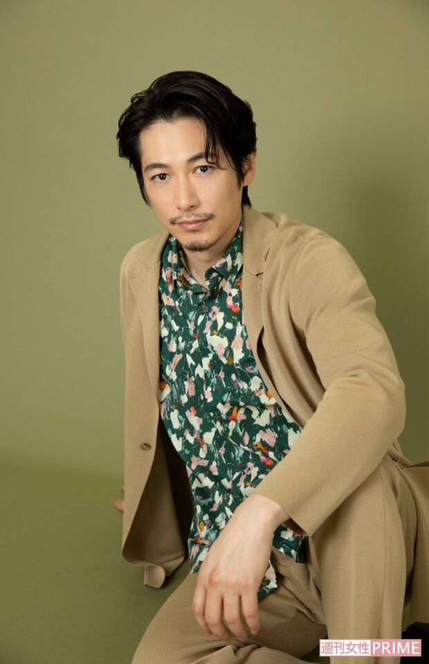 ディーン・フジオカ　撮影/吉岡竜紀　ヘアメイク/礒野亜加梨　スタイリング/勝見宜人（KoaHoleinc.）