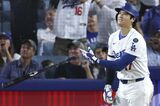 2025年9月17日に2年連続シーズン50本塁打に到達した大谷翔平／共同通信