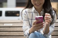 わが子の写真をSNSにアップして賠償金? ”ネチケット”の思わぬ落とし穴!