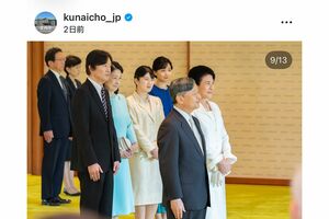 7月13日、日本学士院第116回授賞式後の茶会。天皇陛下、雅子さま、愛子さま、秋篠宮さま、紀子さま、佳子さまがご臨席された(宮内庁インスタグラムより)