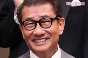 '81年公開の映画『連合艦隊』でデビューし、同作品で日本アカデミー賞新人俳優賞を受賞した中井貴一