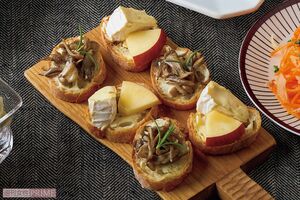 2種のタルティーヌ　撮影／廣瀬靖士