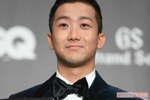 『GQMENOFTHEYEAR2020フォトコール』での瑛人(20年11月)