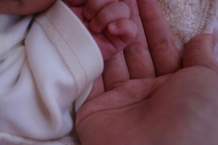 AAA・宇野実彩子が公開したNEWS・小山慶一郎との間に生まれたわが子の写真