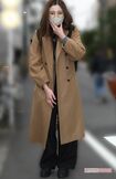 通販サイトの社員になっていたことについて直撃を受ける片瀬那奈(2022年)