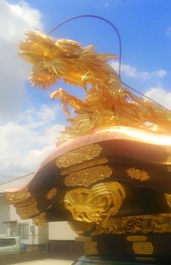 宮型霊柩車　大飛龍　写真提供／ハース・ジャパン