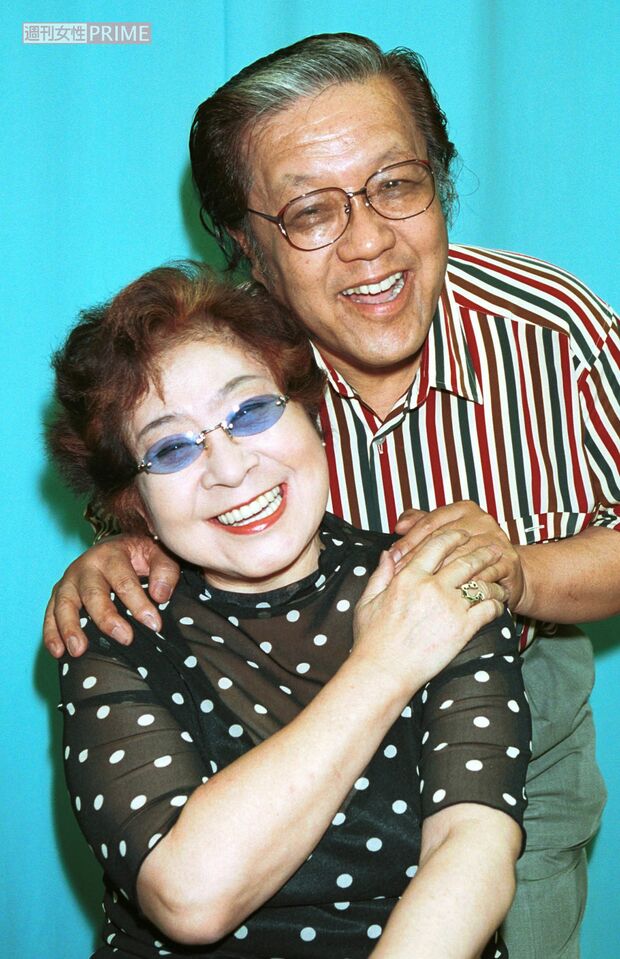 世志は自身に借金があるため、浅香さんと籍を入れなかったとインタビューで答えていた