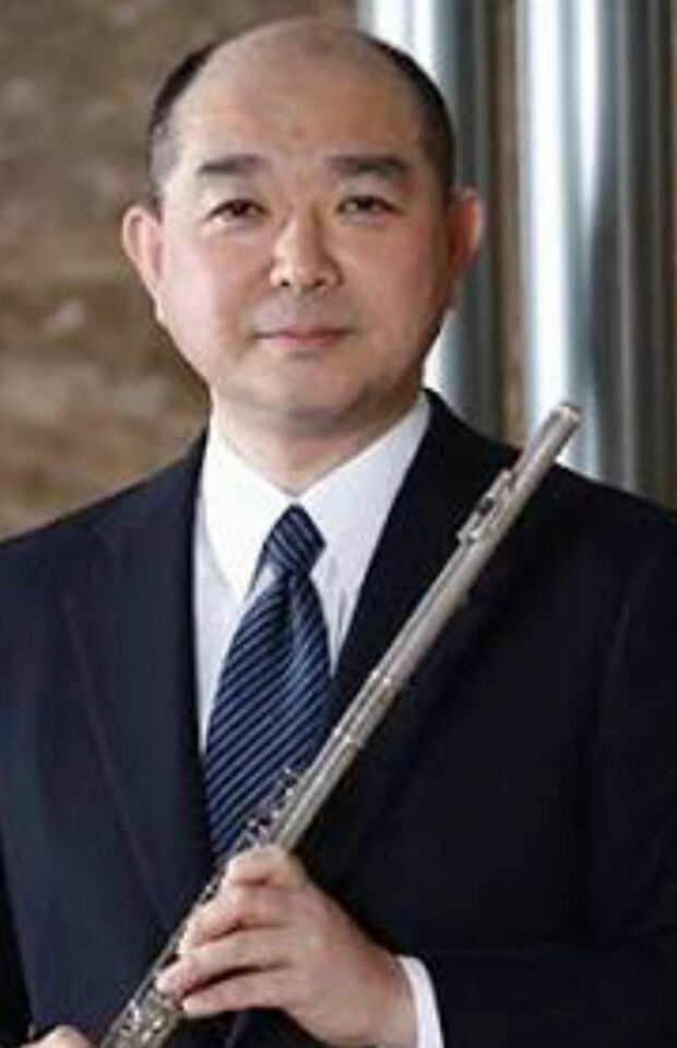 隆太社長は5代目。桐朋学園卒でフルート奏者という異色の経歴を持つ。自他ともに認める“独裁”だが、会社を立て直したとしても有名