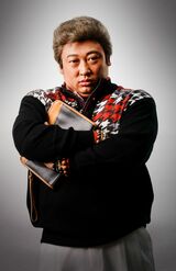 容疑者4：神取忠。建設会社社長。声が大きく話が長い。何かとうさんくさい。(c)テレビ東京