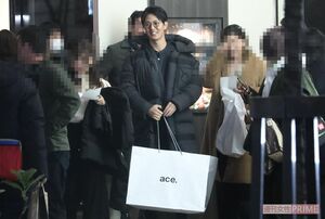 佐々岡信哉を演じた工藤阿須加