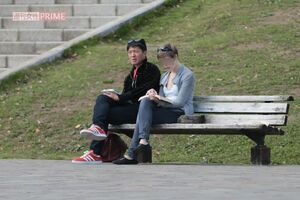 2016年10月、ドイツ人女性との公園デートを楽しむ長井秀和を直撃