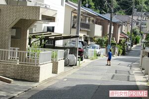 砂かけ女がいなくなった今、自宅周辺には平穏な日々が