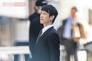 2020年4月、ドラマ『半沢直樹』ロケに参加した堺雅人