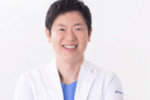 大場大先生（東京目白クリニック院長）