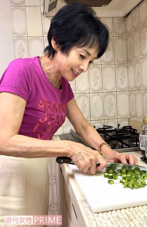 料理をするときは素材の味を生かすよう薄味が多いそう。「でも結構食べるし、飲みますよ（笑）」