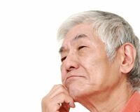 「年寄り扱いは嫌」シニア向けのグッズ使用でストレスも