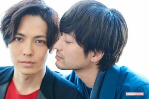 猪塚健太（左）と竹財輝之助（右）　撮影／山田智絵