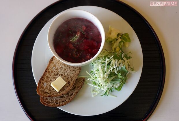 メニューにはボルシチ定食（500円）も