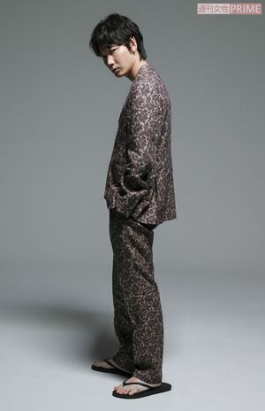 綾野剛　撮影／森田晃博