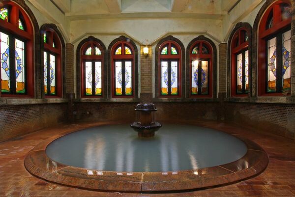 金具屋のローマの噴水を模した「浪漫風呂」