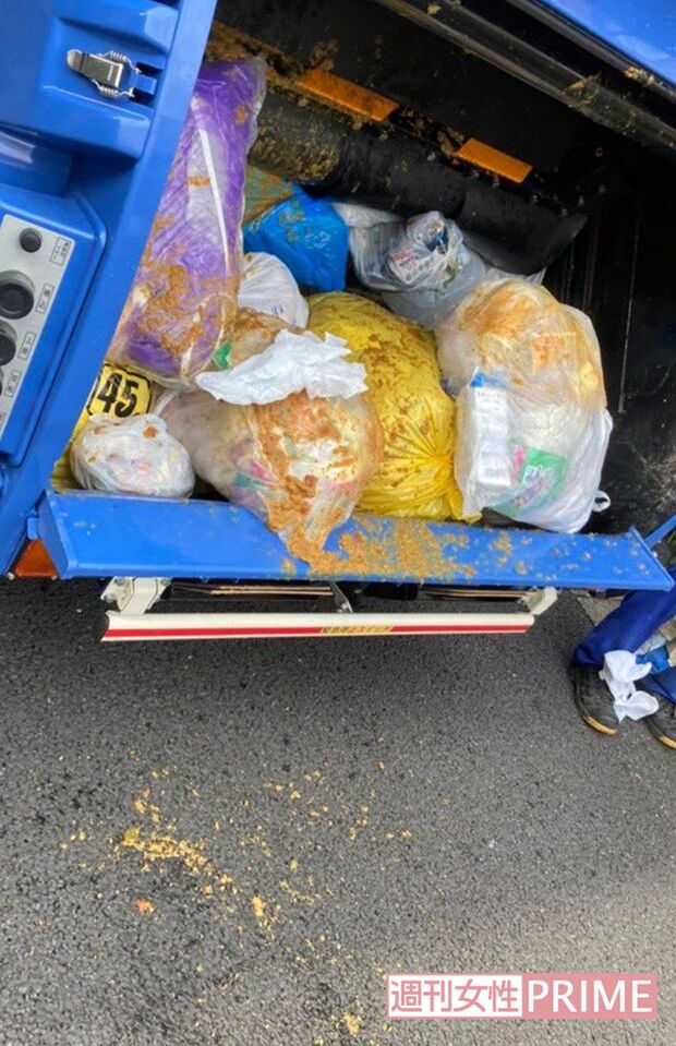 料理がそのままゴミで出されることも。そのまま捨てられたカレーも