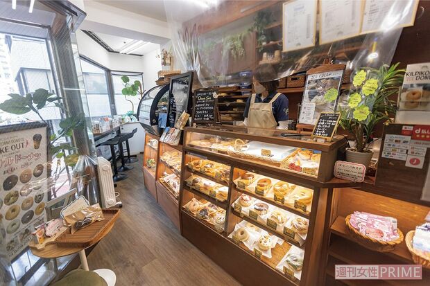 「キルピコンナドーナツ」店内(撮影/齋藤周造)
「キルピコンナドーナツ」●東京都中央区新川1-11-10 第二小高ビル TEL03-6275-2781 日曜、祝日 https://www.kilpikonna-donuts.com/