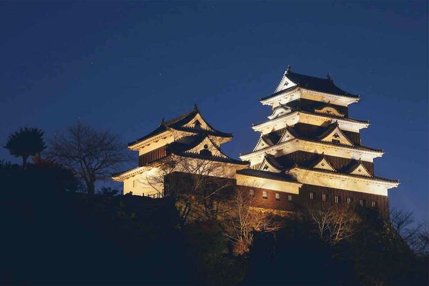 愛媛県にある大洲城は、天守を貸し切りにして泊まることができる（公式サイトより）