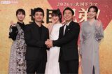 2024年10月、『豊臣兄弟！』の出演者発表会見での永野芽郁（右）