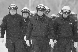 今回の噴火で救助活動にあたる群馬県警
