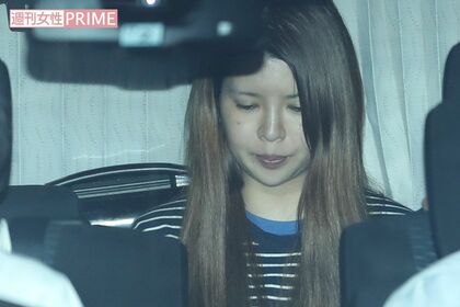 移送される坂口杏里（'19年）