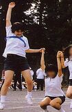 スキー以外にもスポーツ全般がお好きな眞子さま。学習院時代は、運動会でも大活躍された