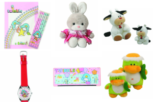 「あったあった」「これ、持ってた」刺さりすぎて泣ける'80sガーリー(左上から時計回りに)下敷き・かきかた鉛筆(三菱鉛筆)、スイート・キャンディー(C)株式会社吉德、モーモー(C)OIKE、カッパのキューキュー(C)SEKIGUCHI、ペンケース(三菱鉛筆)、腕時計(Q&Q)