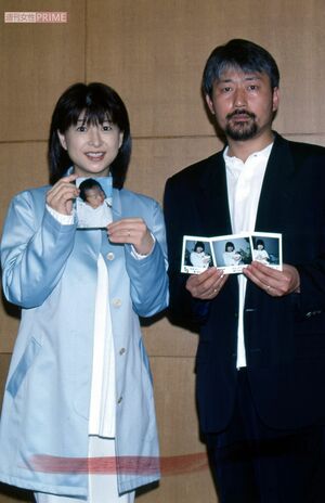 河合奈保子と金原宣保の出産会見