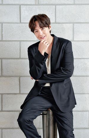 ファンミの前日に行われたオンライン・記者会見で「10年、20年後もアジアのプリンスと呼んでくだされば」とチャン・グンソク (C)AG Corporation