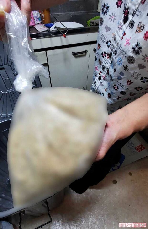 きららさんの食糧庫の奥底に眠っていたくず米には、虫が湧いていた……