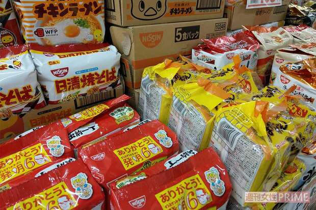 カップ麺だけでなく、定番の袋麺も続々と値上げに