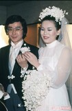 1977年5月に現在の夫、上沼真平氏と挙式した上沼恵美子