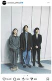 松村北斗(中央)が主演する映画の宣伝をするSixTONES公式インスタグラム
