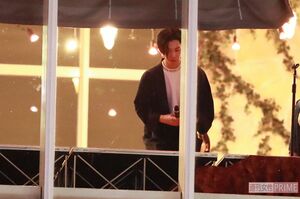 役柄と異なるカジュアルなファッションの千葉雄大