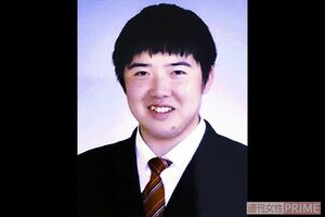 硫酸をかけたとして逮捕された花森弘卓（ひろたか）容疑者（25）高校の卒業アルバムより