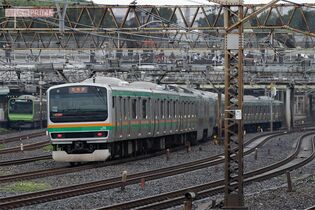 在来線グリーン車での“ベビーカー放置”が物議、JR東日本に聞いた「正しい対処法」と“アテンダント不在時”の相談先