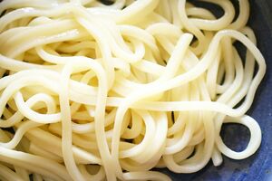 今、コンビニの「冷しうどん」が急成長している（撮影：今井康一）