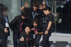 鈴鹿サーキット」で開催された「F1日本グランプリ」を観戦するKing&Prince（ツイッターより）